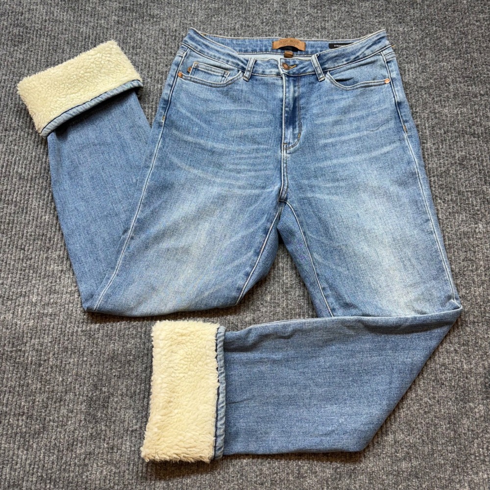 Judy Blue 9/29 High Waist Sherpa Lined Cuff Straight Jeans Light Wash Soft Girl